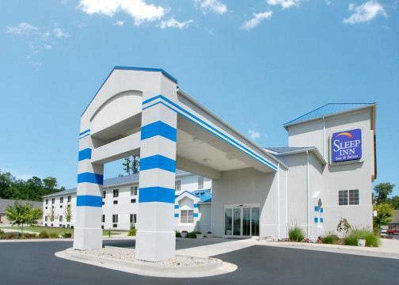 Baymont By Wyndham Fort Wayne Exterior photo
